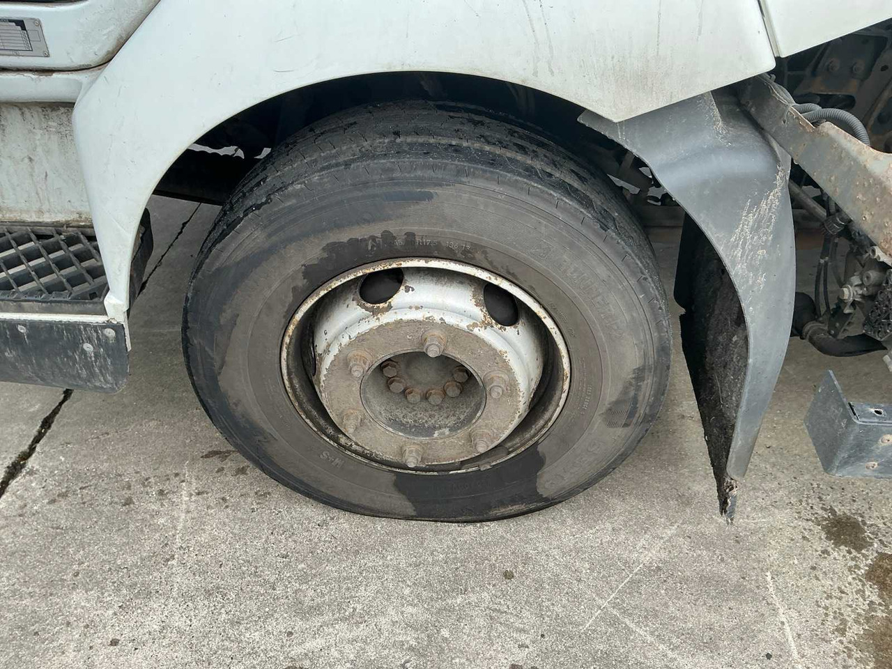 Truck RENAULT MIDLUM TRUCK: picture 7