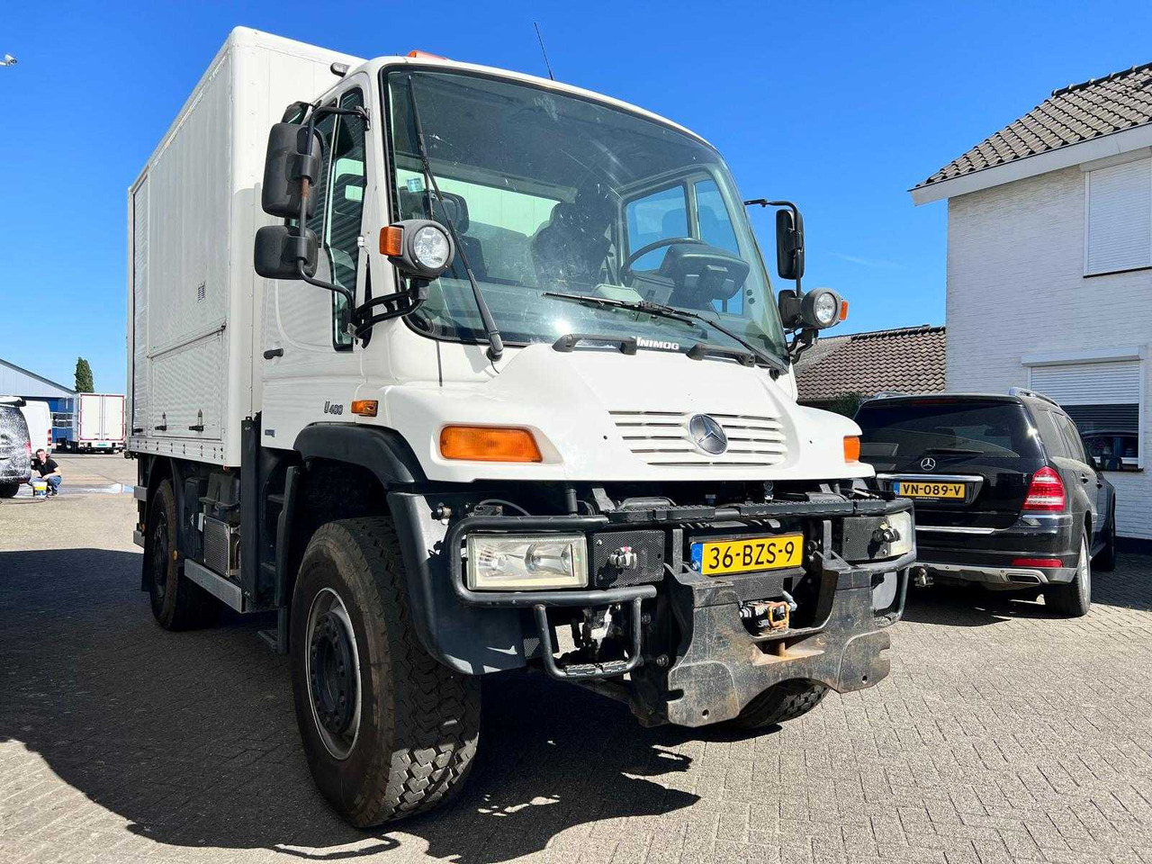 UNIMOG MERCEDES-BENZ - U 400 4X4 - TRUCK - Truck: picture 2 UNIMOG MERCEDES-BENZ - U 400 4X4 - TRUCK - Truck: picture 2