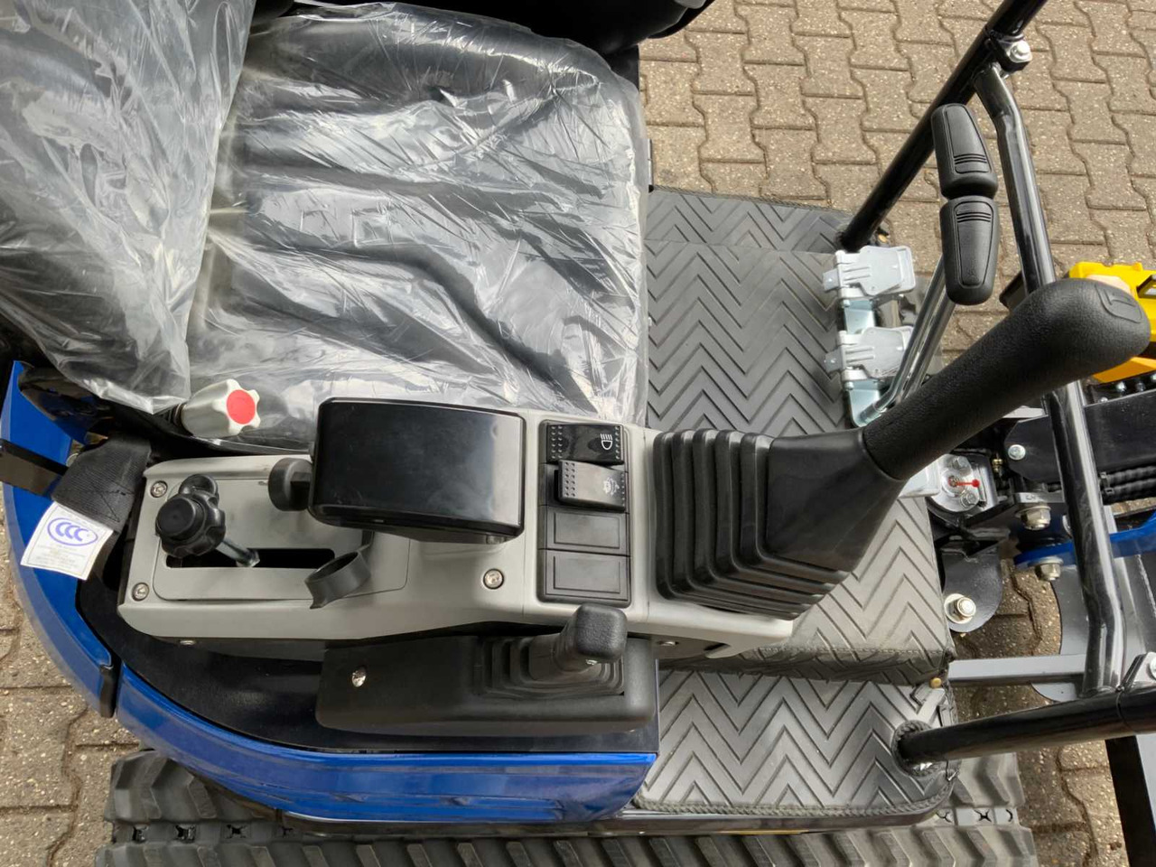 Excavator ULTRA FORCE EQUIPMENT NM-1800 KG CRAWLER EXCAVATOR DIESEL 2025 INCL. 3 BUCKETS: picture 12