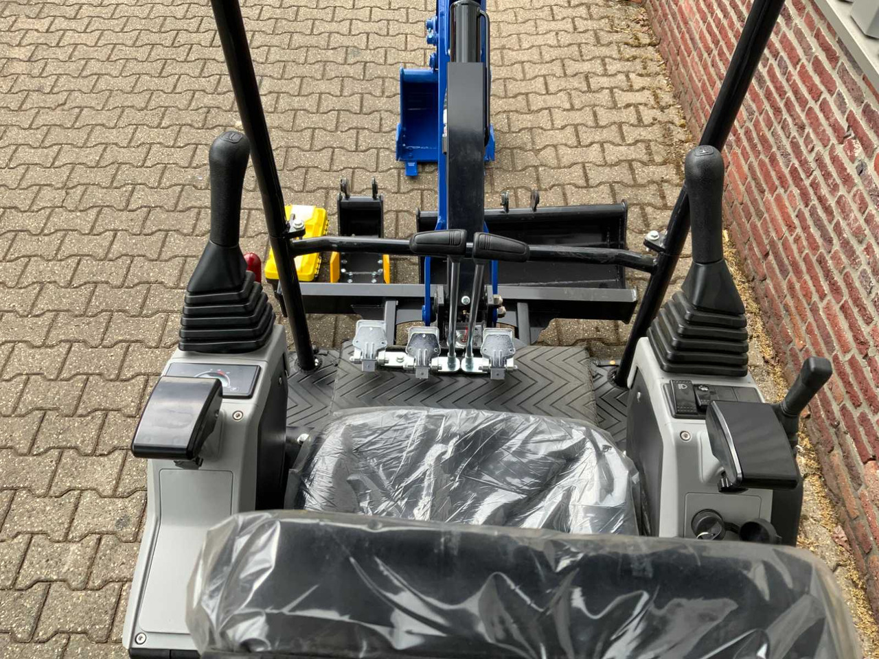 Excavator ULTRA FORCE EQUIPMENT NM-1800 KG CRAWLER EXCAVATOR DIESEL 2025 INCL. 3 BUCKETS: picture 19