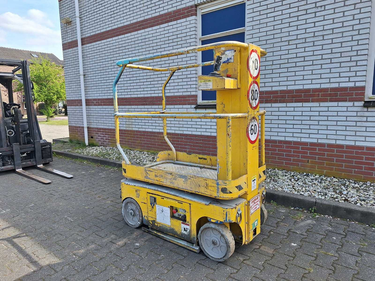 Upright TM 12 - Aerial platform: picture 3 Upright TM 12 - Aerial platform: picture 3