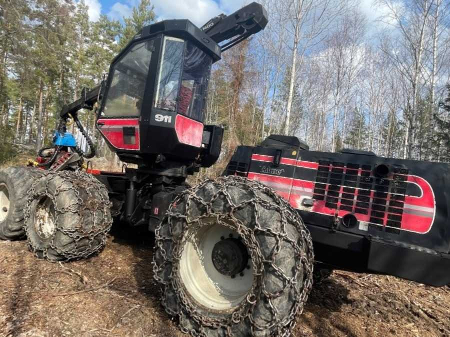 VALMET - 911 - HARVESTER - 1998 - Combine harvester: picture 4 VALMET - 911 - HARVESTER - 1998 - Combine harvester: picture 4