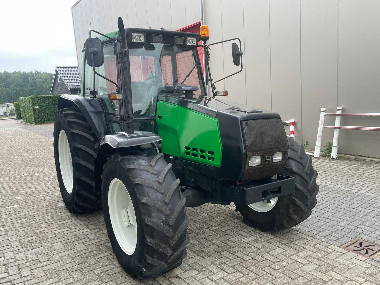 Valmet 6400 Hi-Trol - Farm tractor: picture 4 Valmet 6400 Hi-Trol - Farm tractor: picture 4