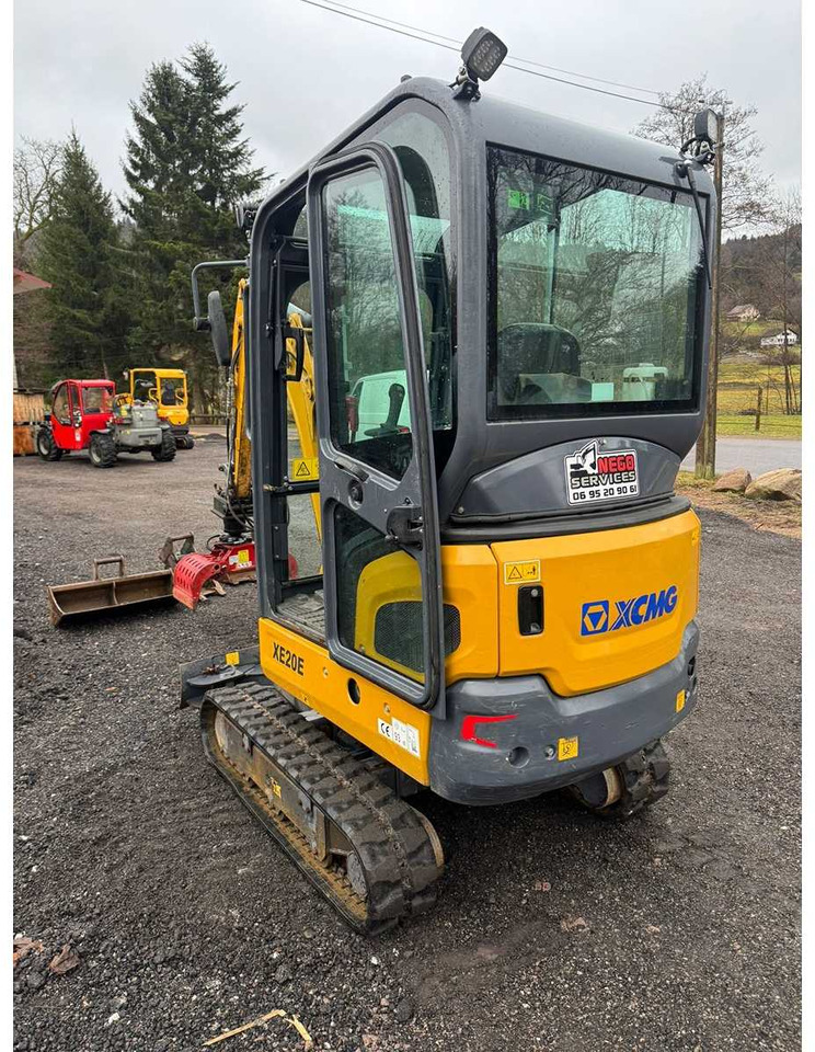XCMG 2T MINI EXCAVATOR WITH ATTACHMENTS - 2021 - 495 HOURS - Mini excavator: picture 4 XCMG 2T MINI EXCAVATOR WITH ATTACHMENTS - 2021 - 495 HOURS - Mini excavator: picture 4