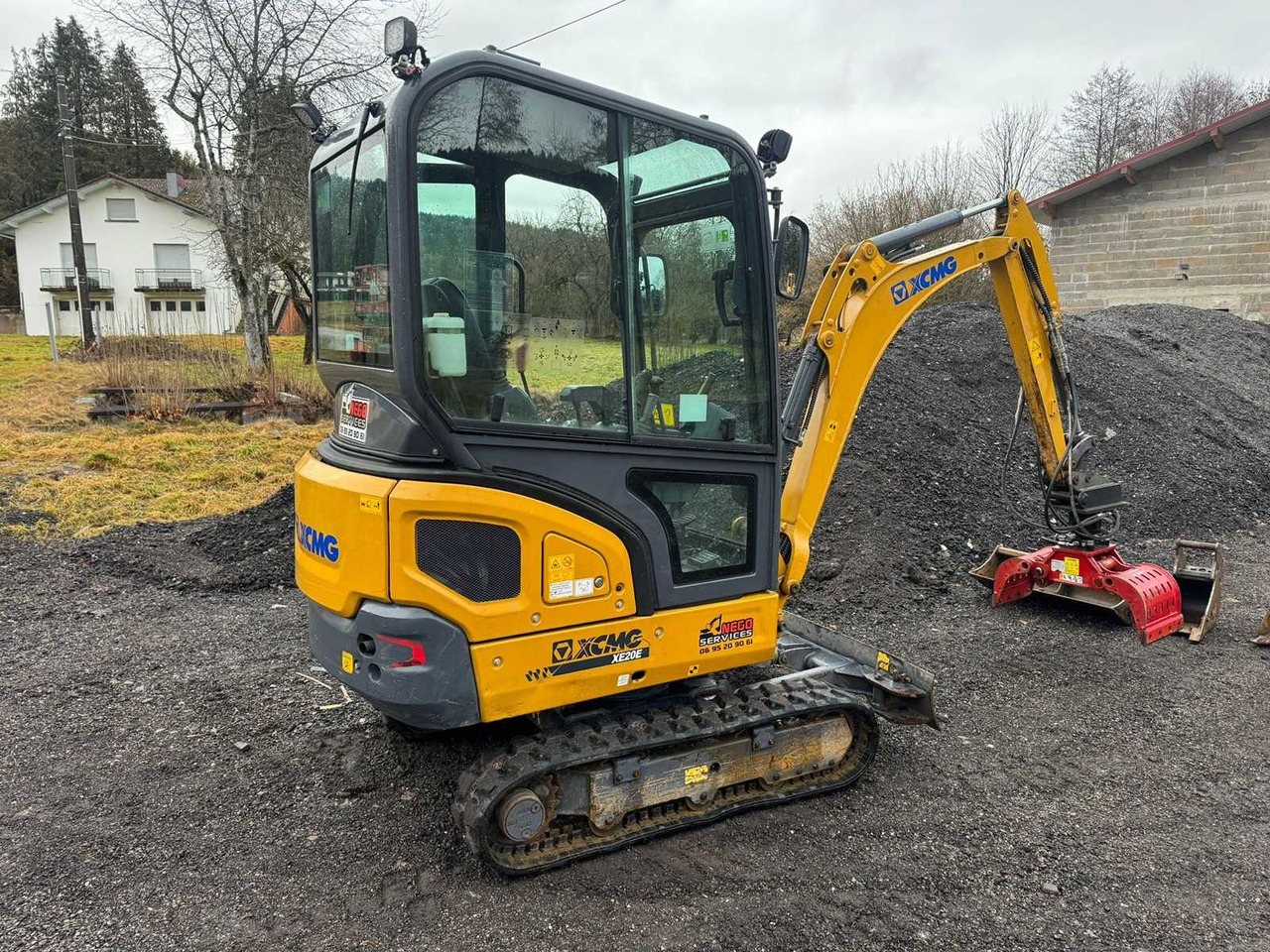 XCMG 2T MINI EXCAVATOR WITH ATTACHMENTS - 2021 - 495 HOURS - Mini excavator: picture 2 XCMG 2T MINI EXCAVATOR WITH ATTACHMENTS - 2021 - 495 HOURS - Mini excavator: picture 2
