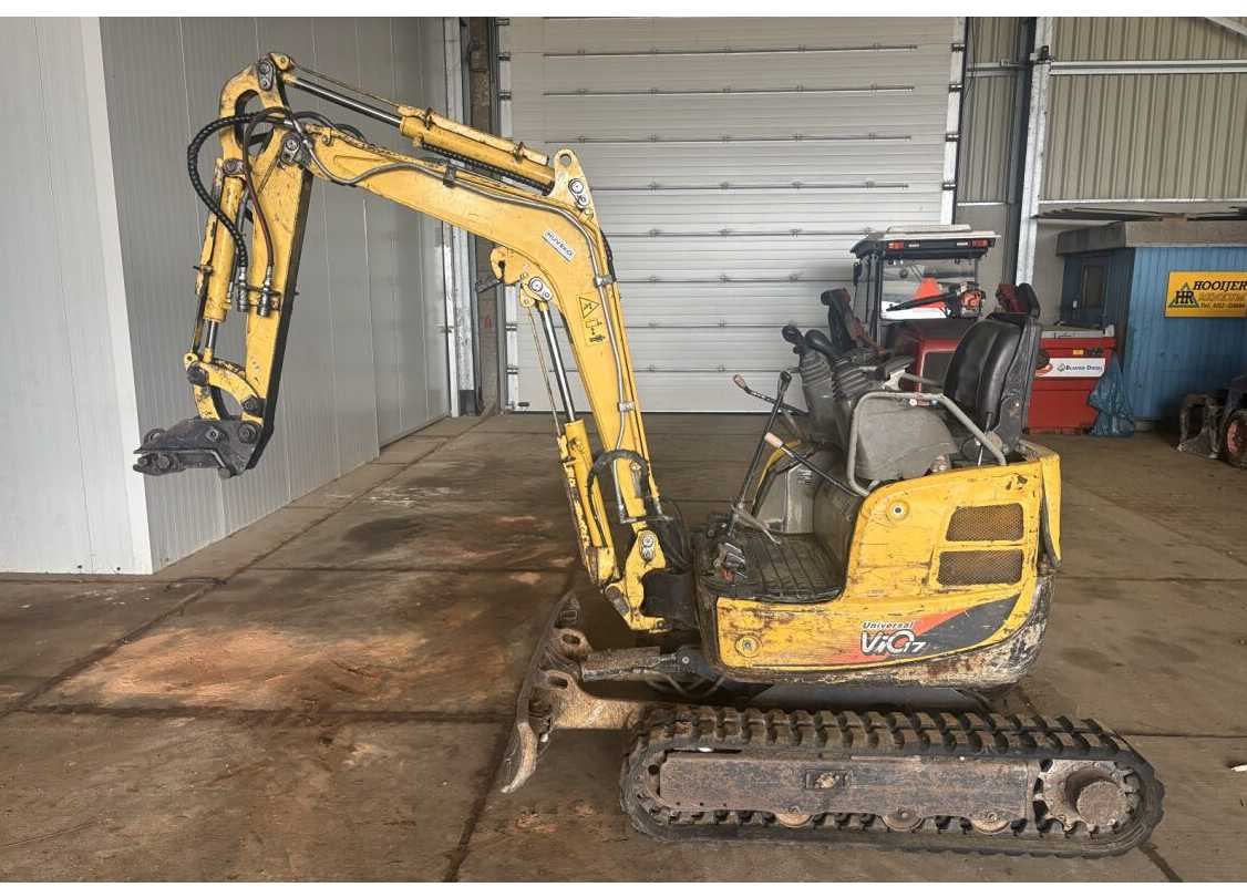 YANMAR - 2015 - VIO 17 - MINI EXCAVATOR - Mini excavator: picture 2 YANMAR - 2015 - VIO 17 - MINI EXCAVATOR - Mini excavator: picture 2