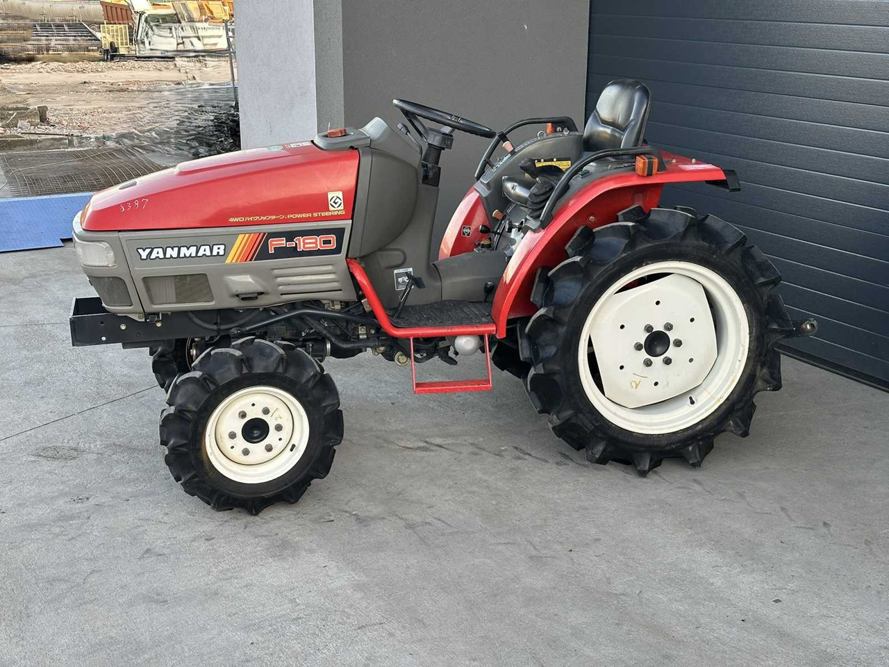 YANMAR - F-180 - 4-WHEEL DRIVE TRACTOR - Farm tractor: picture 2 YANMAR - F-180 - 4-WHEEL DRIVE TRACTOR - Farm tractor: picture 2