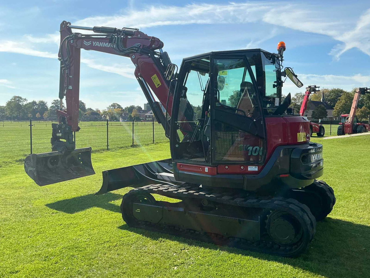 Yanmar SV-100-2A-2PB - Crawler excavator: picture 4 Yanmar SV-100-2A-2PB - Crawler excavator: picture 4