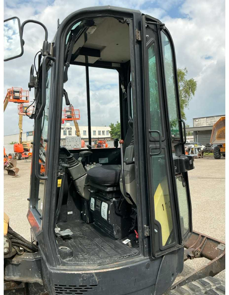 Crawler excavator Yanmar VIO25-4: picture 30