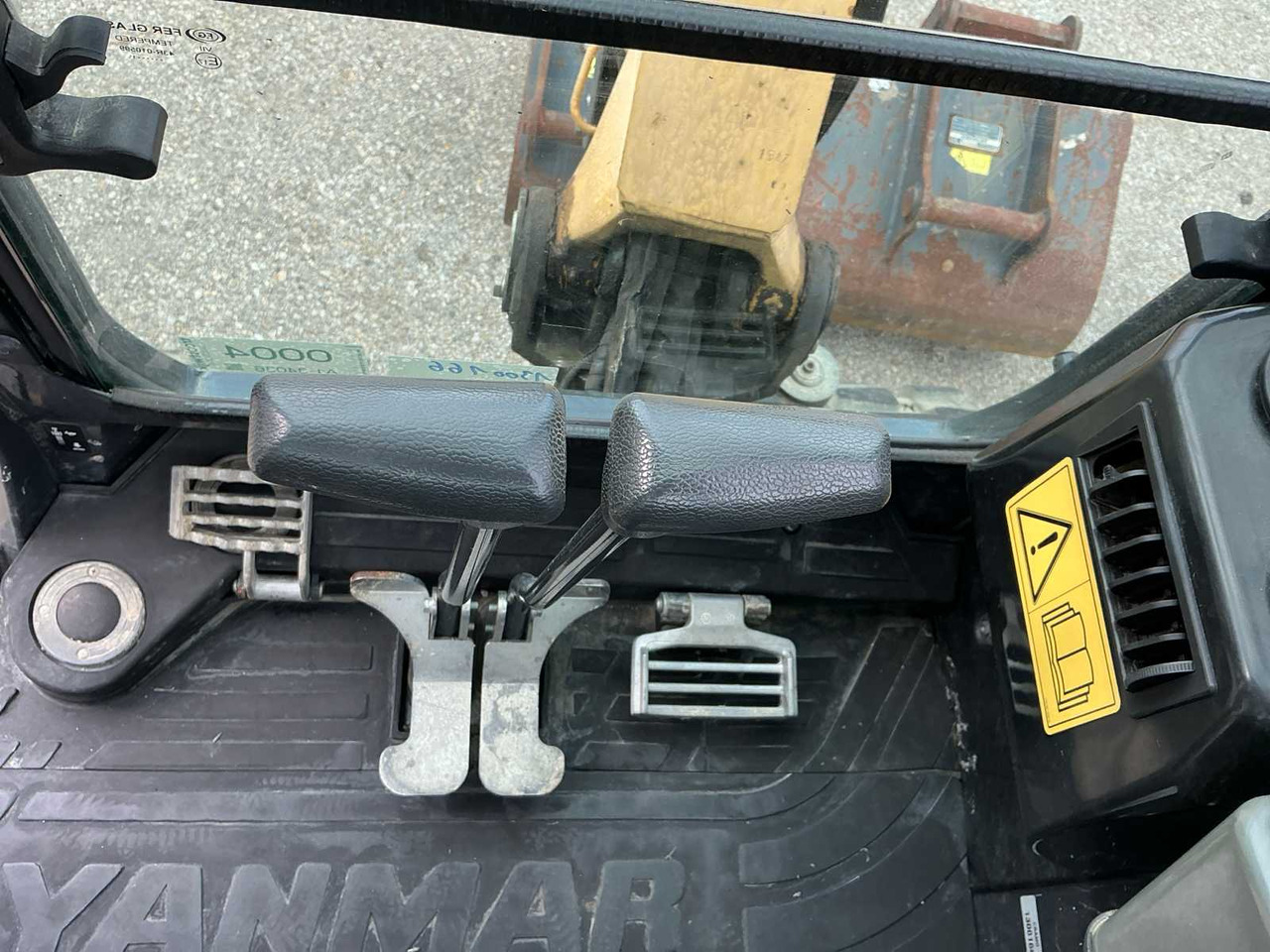 Crawler excavator Yanmar VIO25-4: picture 38