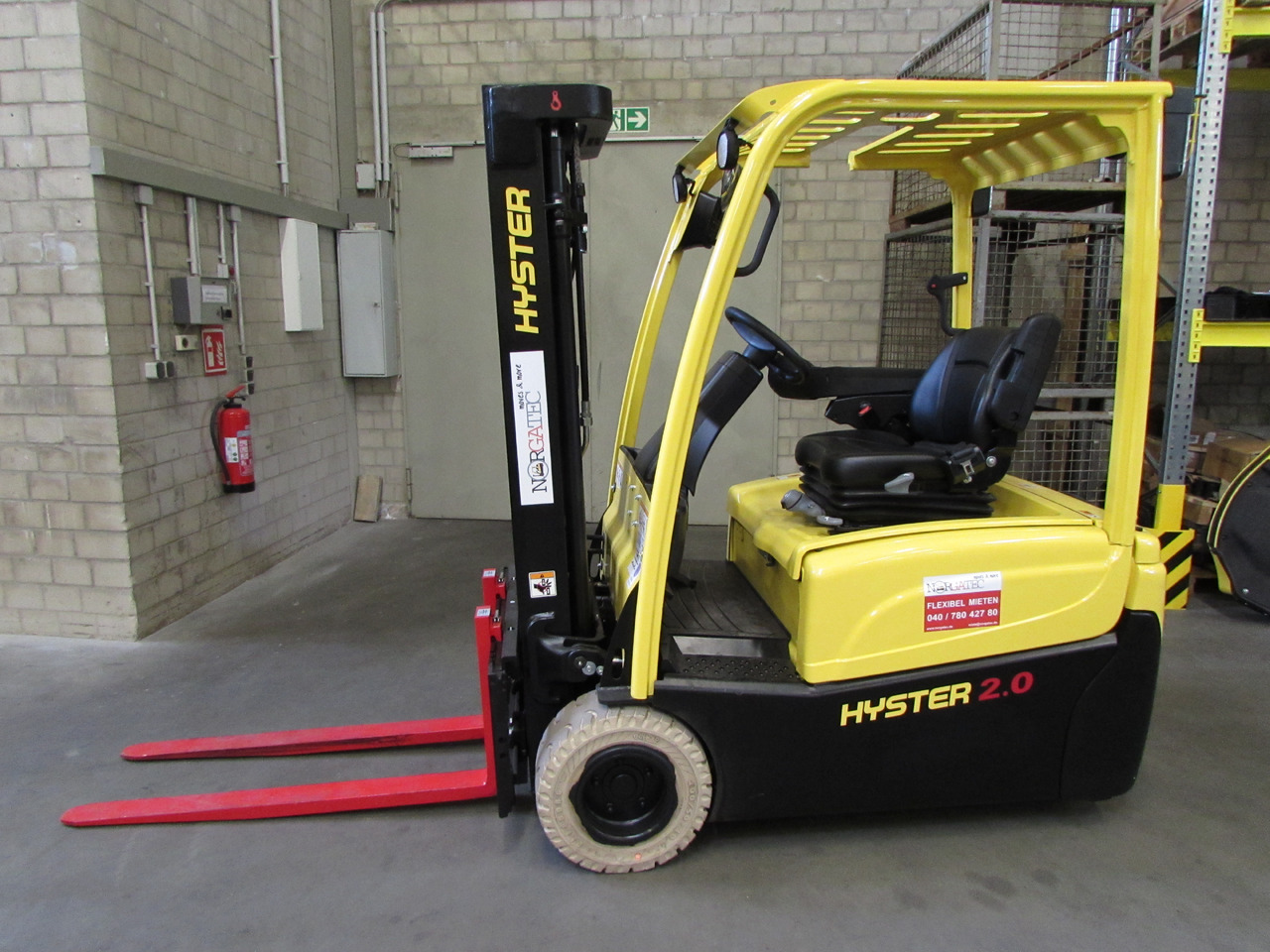 Hyster J2.0XNT MWB - Electric forklift: picture 1 Hyster J2.0XNT MWB - Electric forklift: picture 1