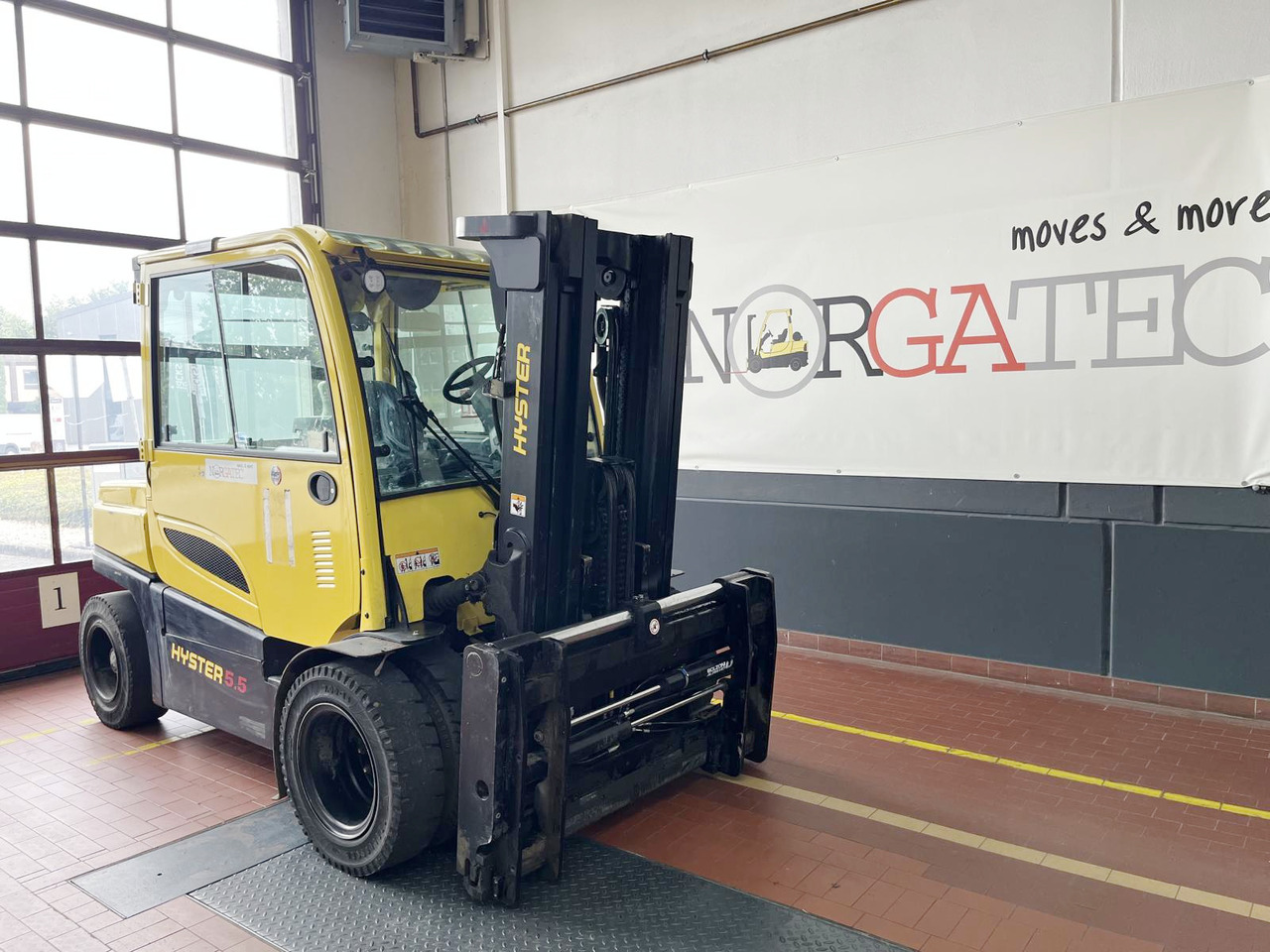 Hyster J5.5XN6 Advance - Electric forklift: picture 2 Hyster J5.5XN6 Advance - Electric forklift: picture 2