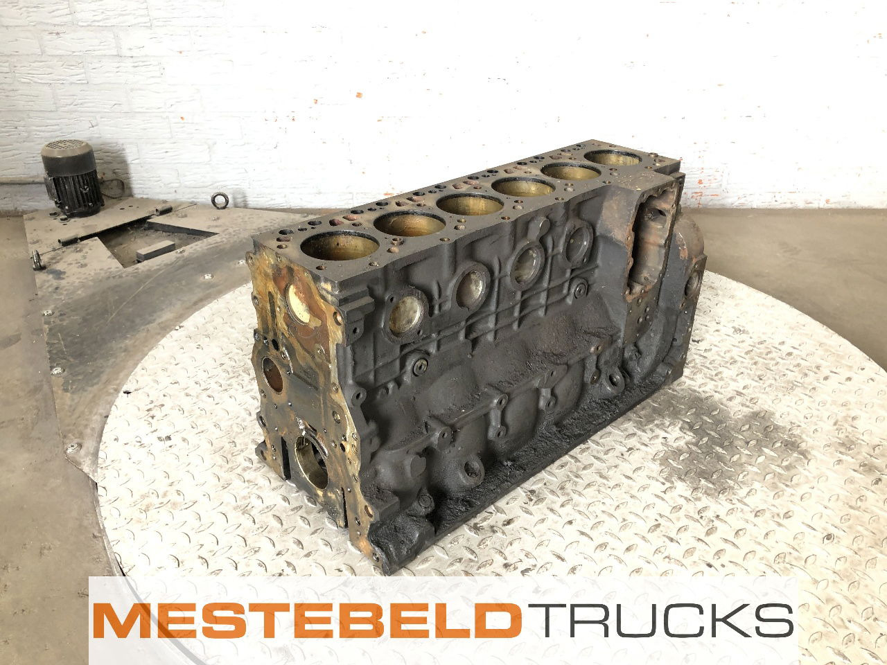 DAF Cilinderblok - Engine for Truck: picture 1 DAF Cilinderblok - Engine for Truck: picture 1