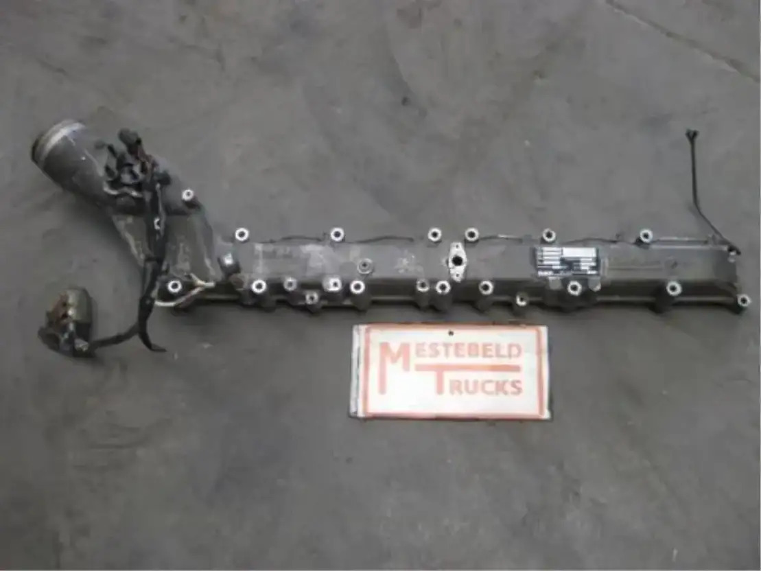 DAF Inlaat - Intake manifold for Truck: picture 1 DAF Inlaat - Intake manifold for Truck: picture 1