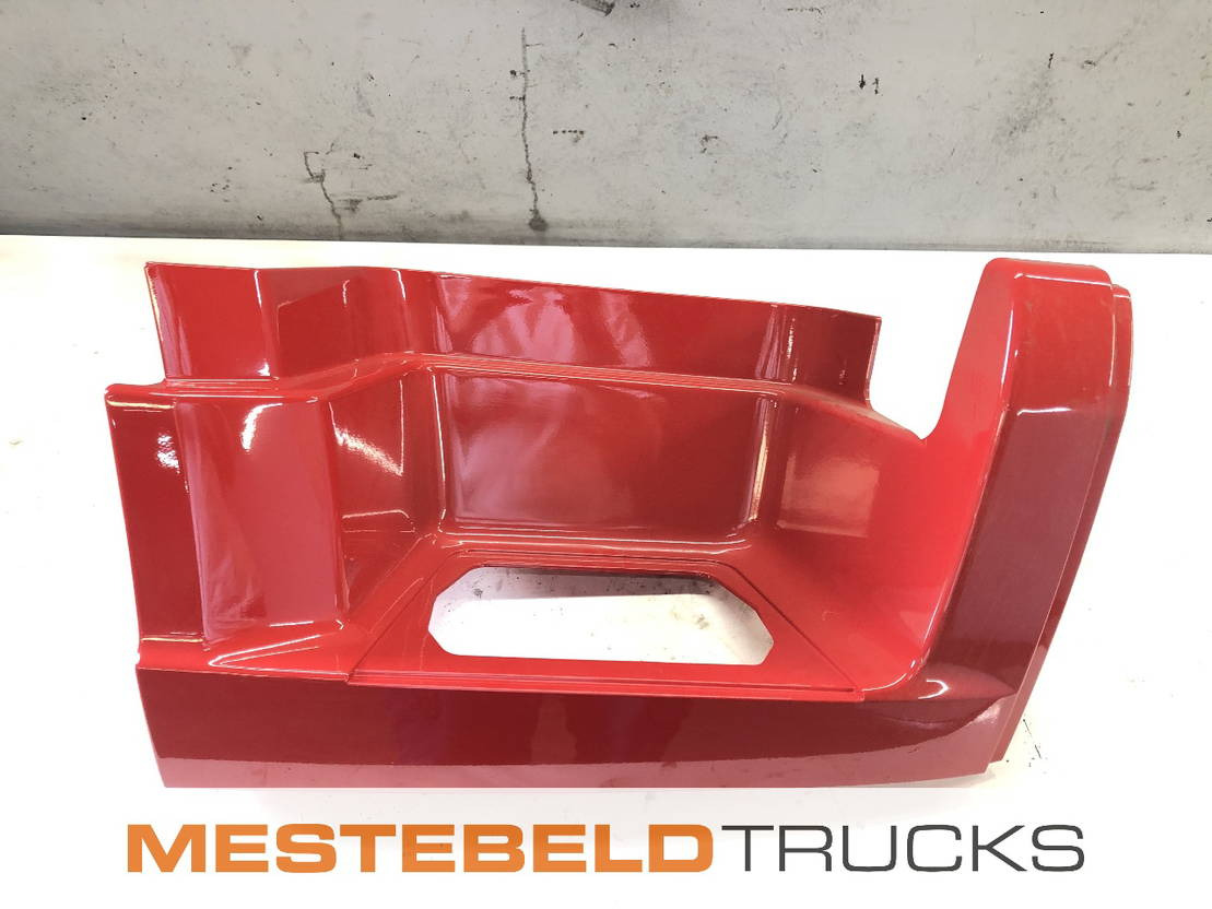 DAF Opstapbak rechts  - Footstep for Truck: picture 1 DAF Opstapbak rechts  - Footstep for Truck: picture 1