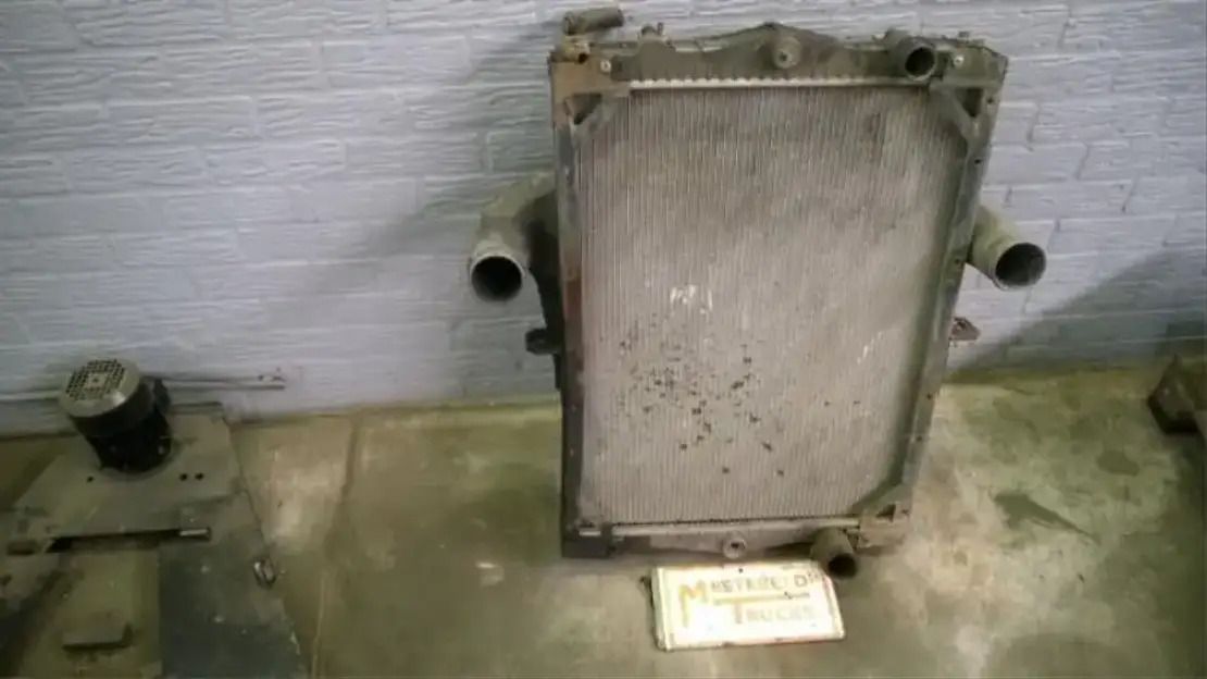 DAF Radiateur + intercooler - Cooling system for Truck: picture 1 DAF Radiateur + intercooler - Cooling system for Truck: picture 1
