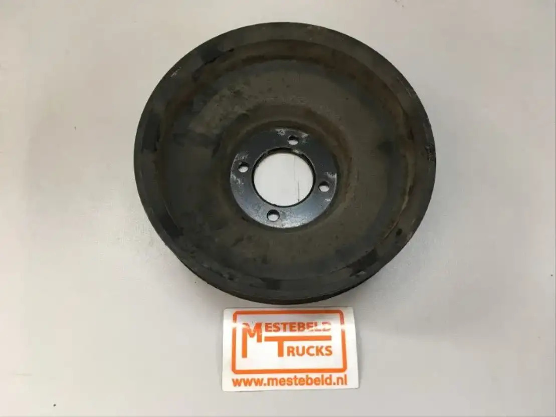 DAF Riemschijf van koelvloeistofpomp - Engine and parts for Truck: picture 1 DAF Riemschijf van koelvloeistofpomp - Engine and parts for Truck: picture 1