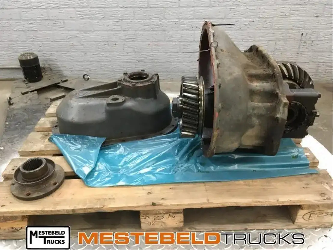 Ginaf Voorste differentieelhuis 1355T - Rear axle for Truck: picture 3 Ginaf Voorste differentieelhuis 1355T - Rear axle for Truck: picture 3