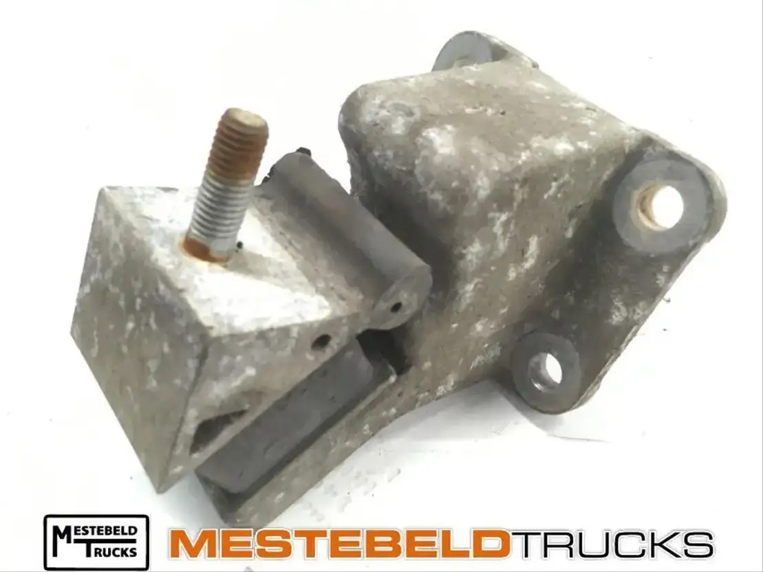 Iveco Motorsteun - Frame/ Chassis for Truck: picture 1 Iveco Motorsteun - Frame/ Chassis for Truck: picture 1