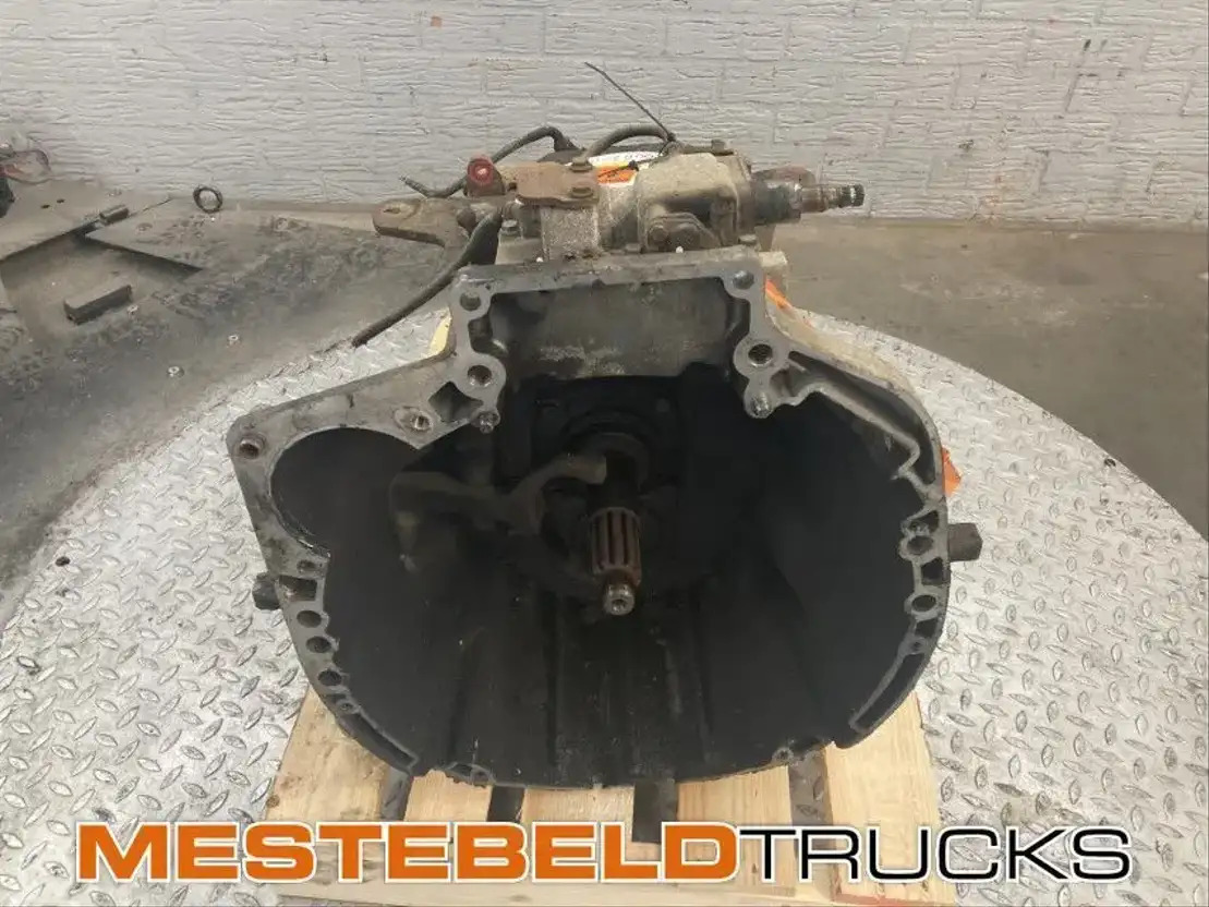 Iveco Versnellingsbak 2845.6 - Gearbox and parts for Truck: picture 1 Iveco Versnellingsbak 2845.6 - Gearbox and parts for Truck: picture 1