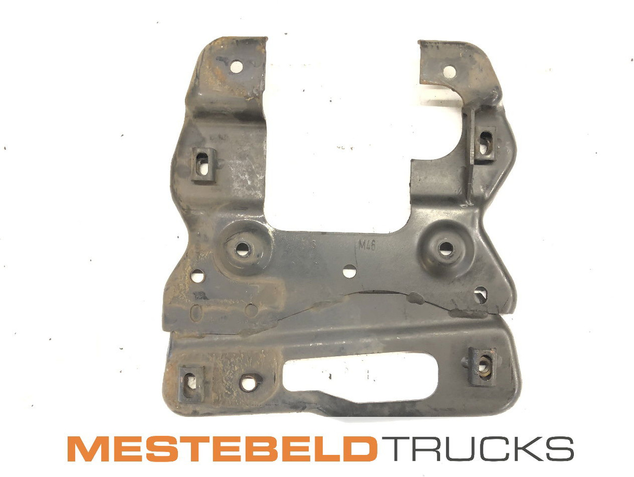 MAN Bumpersteun links TGX - Frame/ Chassis for Truck: picture 1 MAN Bumpersteun links TGX - Frame/ Chassis for Truck: picture 1