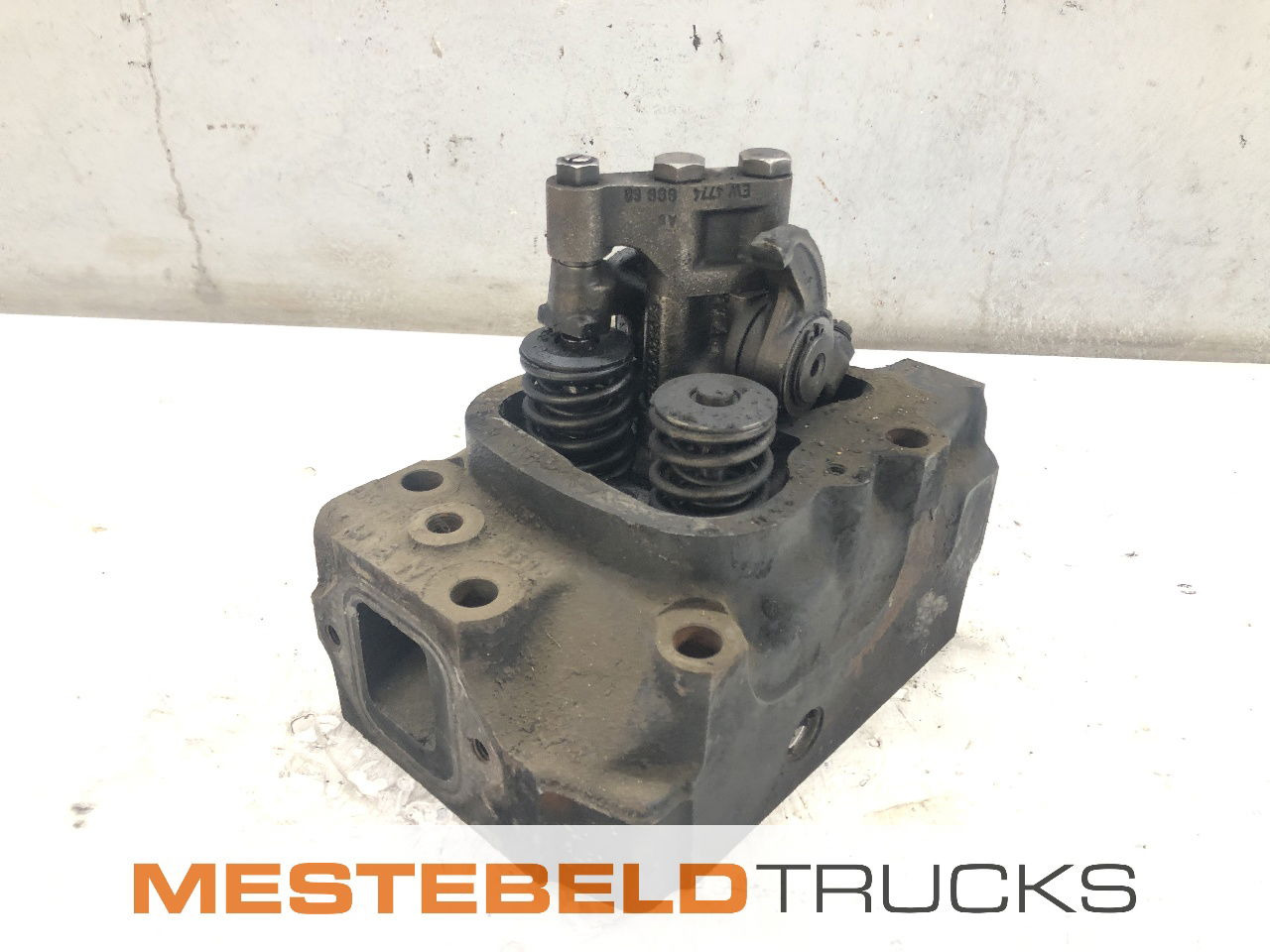 MAN Cylinderkop v MAN F2000 2865 Motor - Engine and parts for Truck: picture 1 MAN Cylinderkop v MAN F2000 2865 Motor - Engine and parts for Truck: picture 1