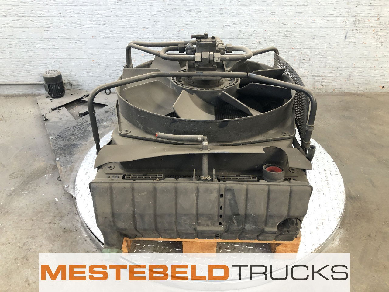 MAN Hydraulisch radiator - Cooling system for Truck: picture 2 MAN Hydraulisch radiator - Cooling system for Truck: picture 2