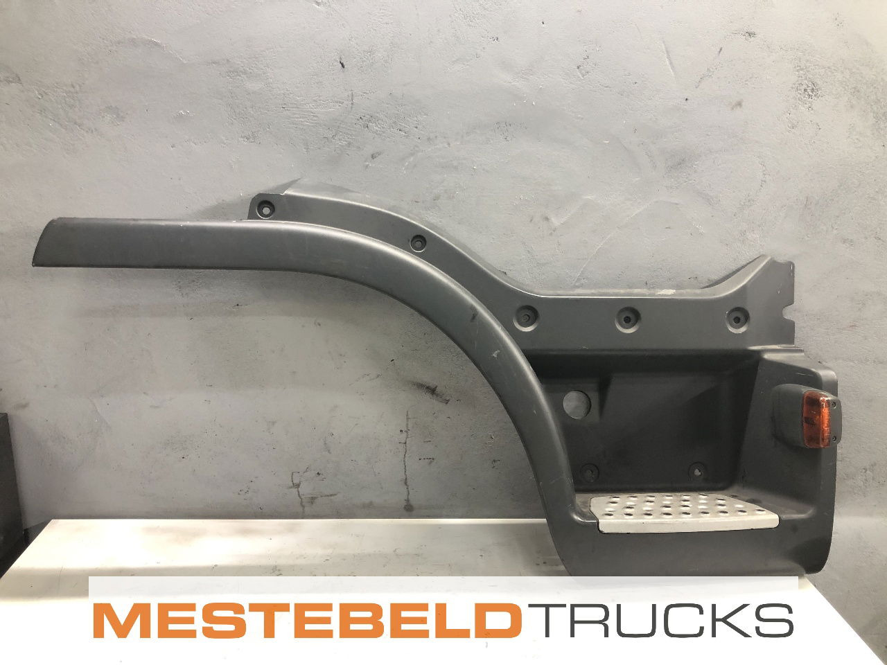 MAN Instapbak rechts - Cab and interior for Truck: picture 1 MAN Instapbak rechts - Cab and interior for Truck: picture 1