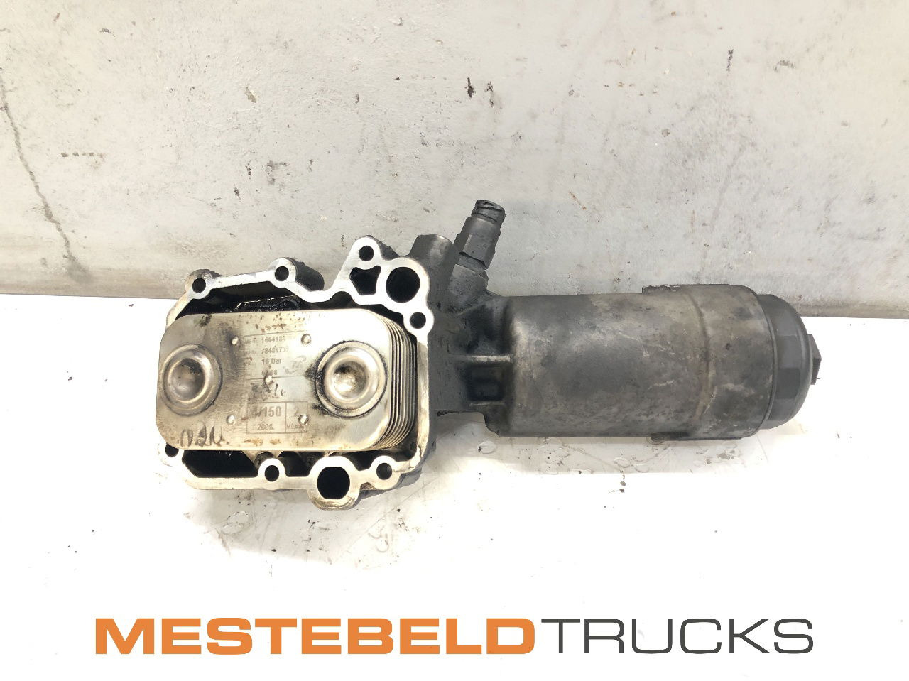 MAN Oliekoelermodule D0836 LFL51 - Engine for Truck: picture 1 MAN Oliekoelermodule D0836 LFL51 - Engine for Truck: picture 1