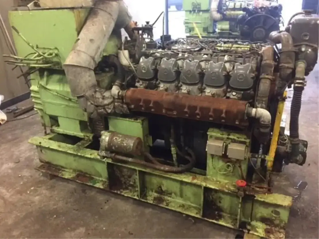 Mercedes-Benz Generator 200 KVA - Generator set: picture 1 Mercedes-Benz Generator 200 KVA - Generator set: picture 1