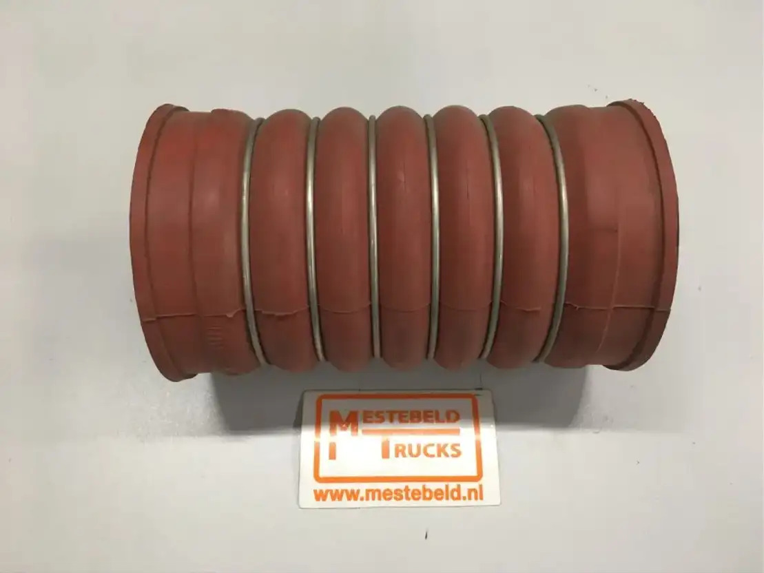 Mercedes-Benz Radiateurslang Actros  - Cooling system for Truck: picture 1 Mercedes-Benz Radiateurslang Actros  - Cooling system for Truck: picture 1