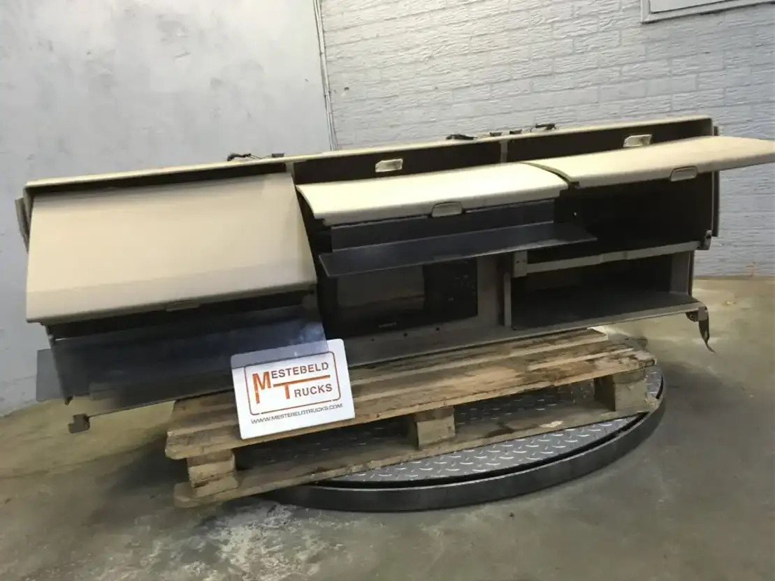 Scania Aflegvak met magnetron - Cab and interior for Truck: picture 2 Scania Aflegvak met magnetron - Cab and interior for Truck: picture 2