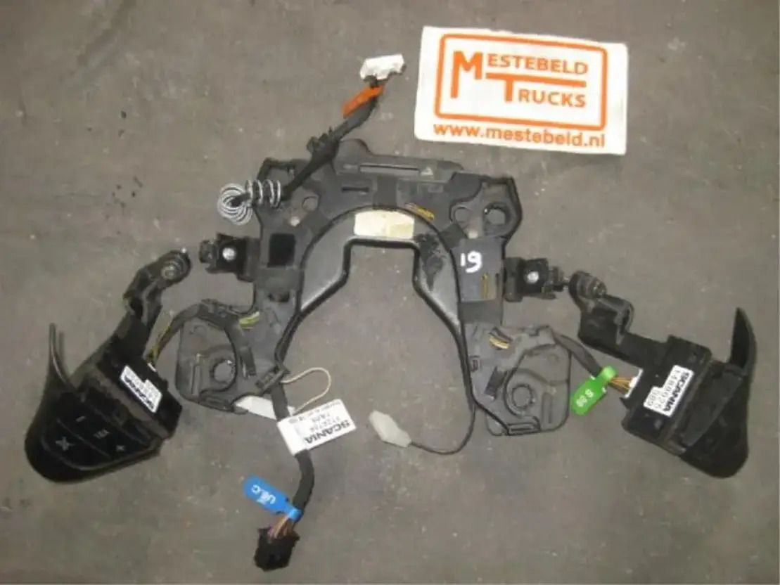 Scania R adiobediening R-serie - Electrical system for Truck: picture 1 Scania R adiobediening R-serie - Electrical system for Truck: picture 1