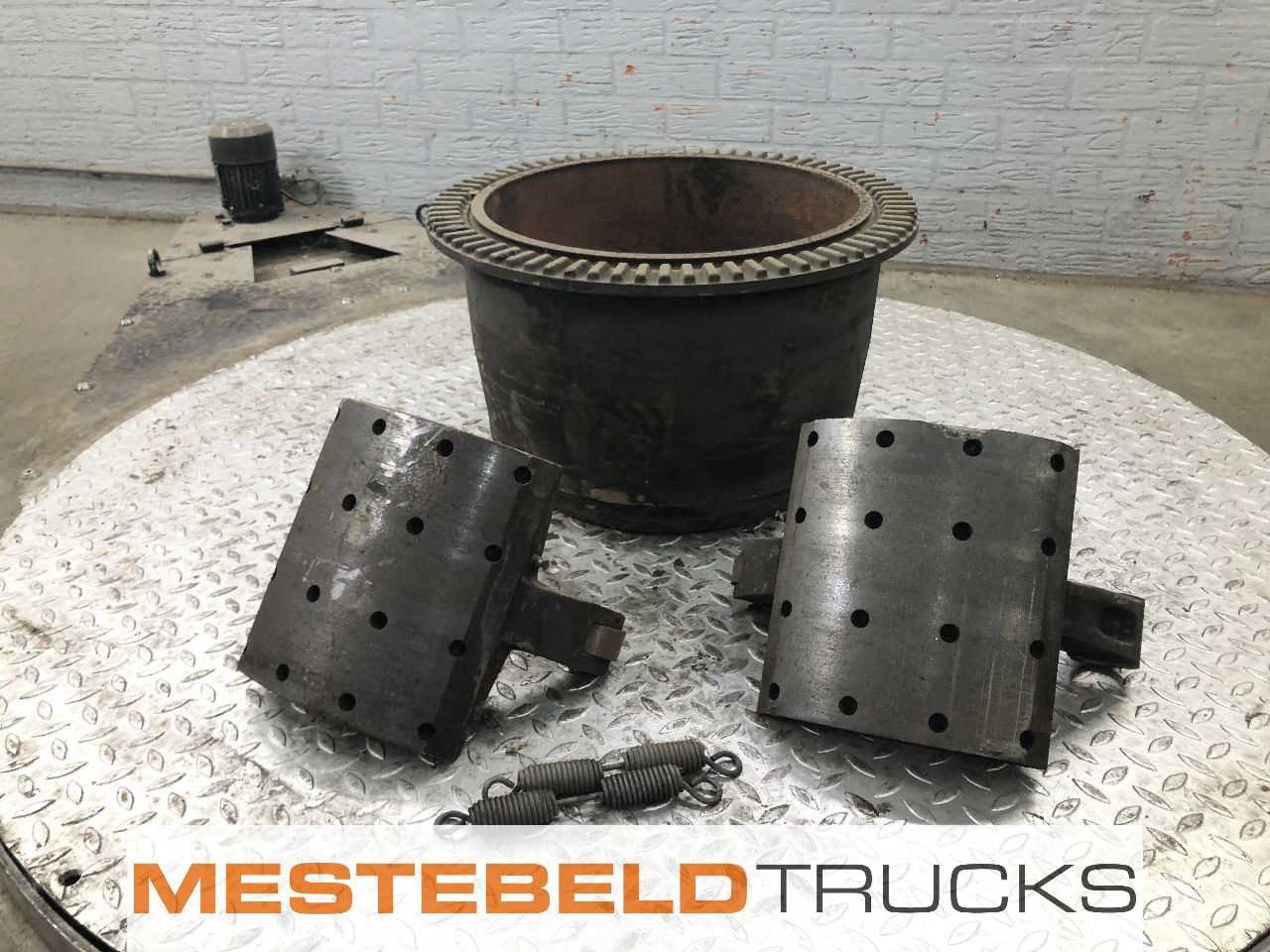 Scania Remtrommel met voering - Brake parts for Truck: picture 1 Scania Remtrommel met voering - Brake parts for Truck: picture 1