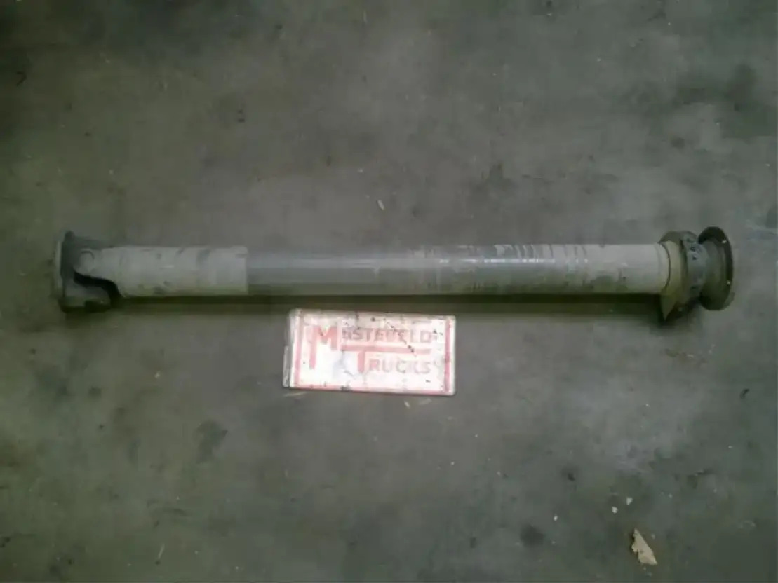Volvo Aandrijfas FL6 - Drive shaft for Truck: picture 1 Volvo Aandrijfas FL6 - Drive shaft for Truck: picture 1