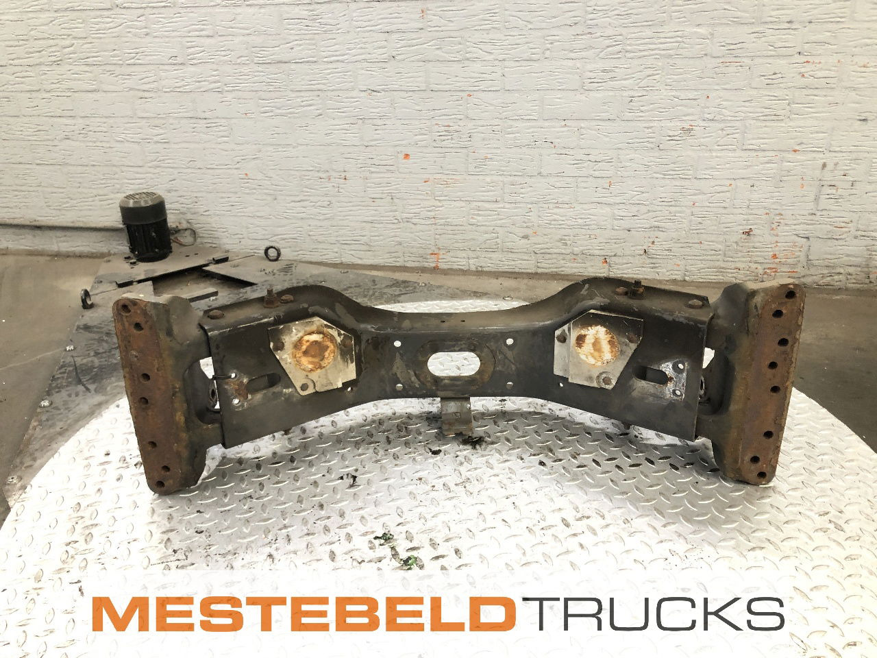 Volvo Dwarsbalk FH - Frame/ Chassis for Truck: picture 1 Volvo Dwarsbalk FH - Frame/ Chassis for Truck: picture 1