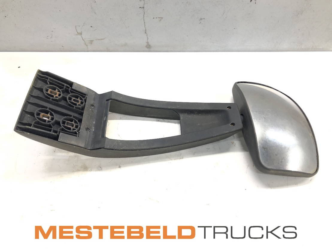 Volvo Frontspiegel - Cab and interior for Truck: picture 1 Volvo Frontspiegel - Cab and interior for Truck: picture 1