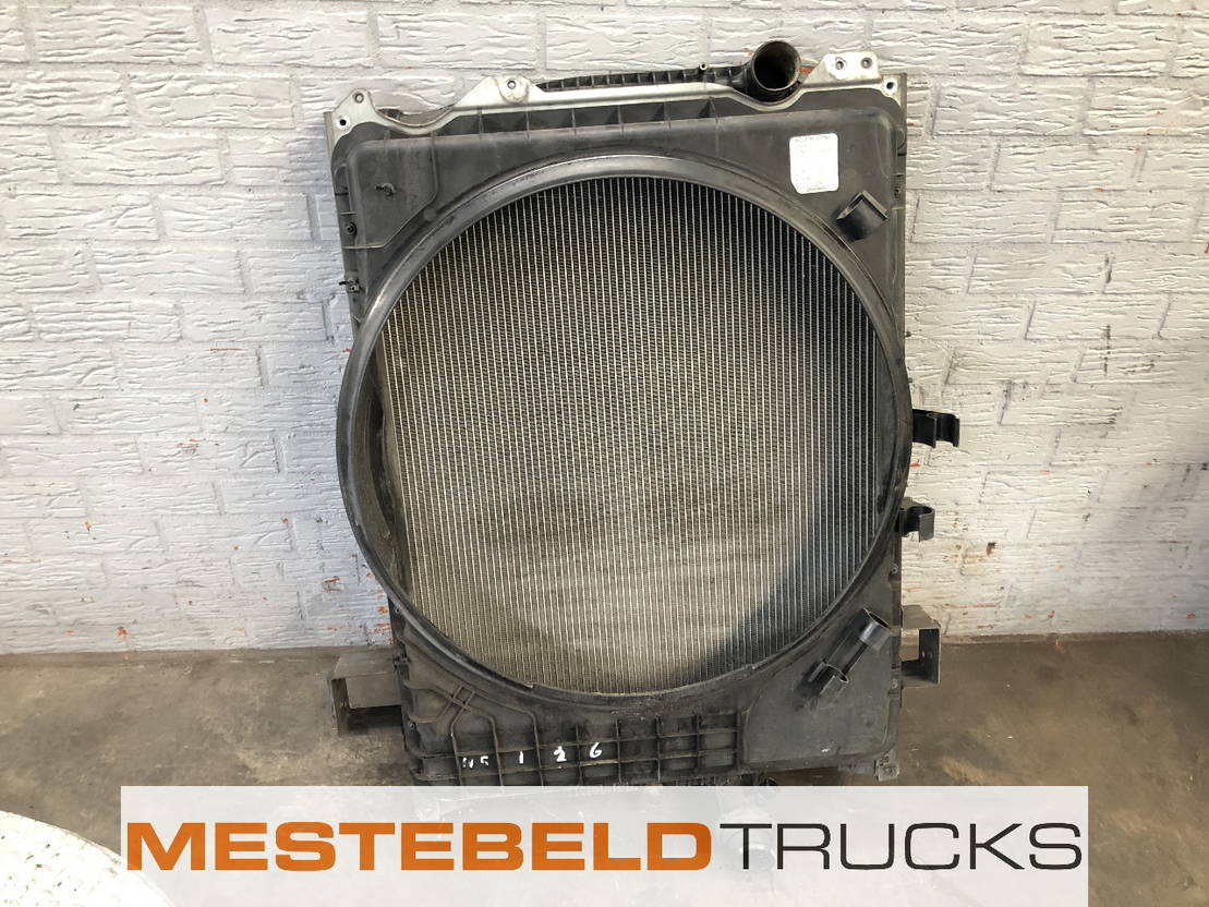 Volvo Radiateur - Radiator for Truck: picture 1 Volvo Radiateur - Radiator for Truck: picture 1