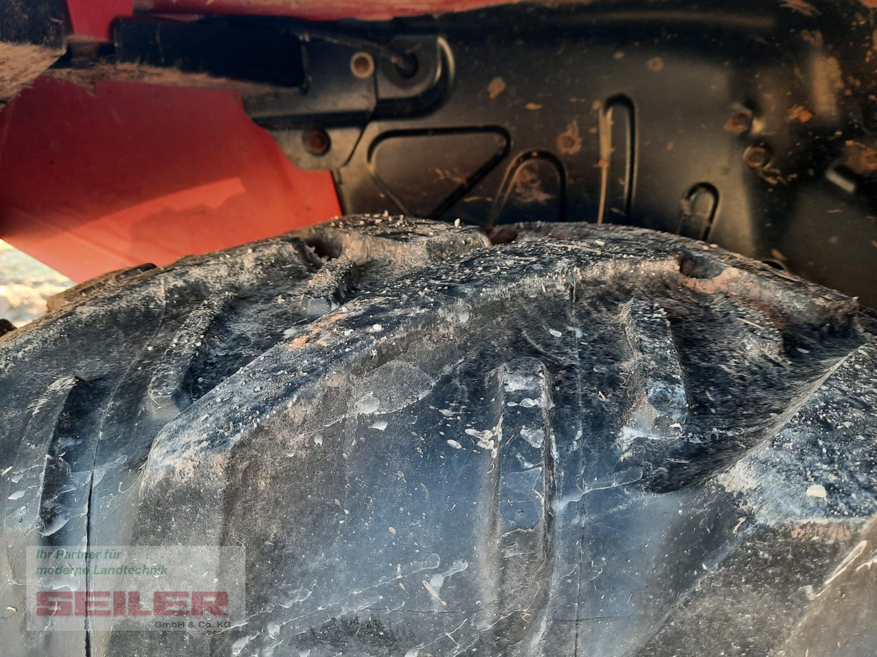 Farm tractor Case IH Farmall 95 C HILO: picture 12