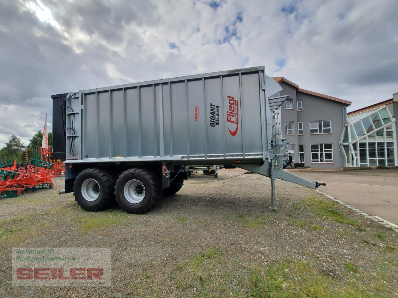 Fliegl ASW 271 C FOX "Franken-Renner" 40m³ - Self-loading wagon: picture 4 Fliegl ASW 271 C FOX "Franken-Renner" 40m³ - Self-loading wagon: picture 4