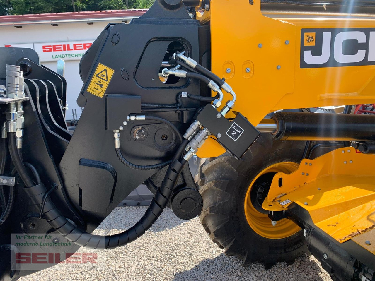 JCB TM 320 S Agri - Telescopic wheel loader: picture 4 JCB TM 320 S Agri - Telescopic wheel loader: picture 4