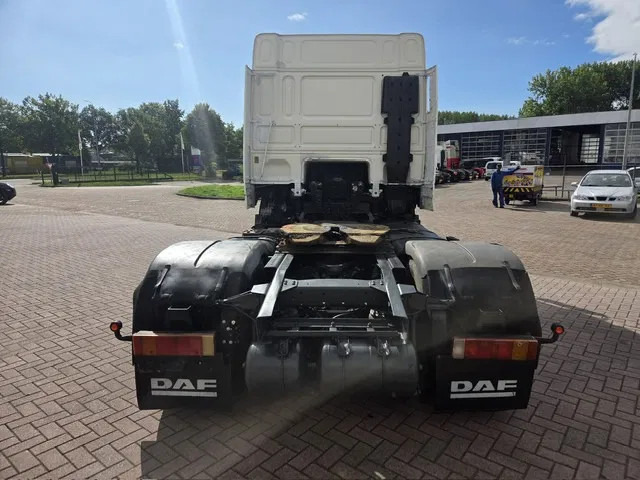 DAF XF 95.430 Manual gear Euro 3 - Tractor unit: picture 5 DAF XF 95.430 Manual gear Euro 3 - Tractor unit: picture 5