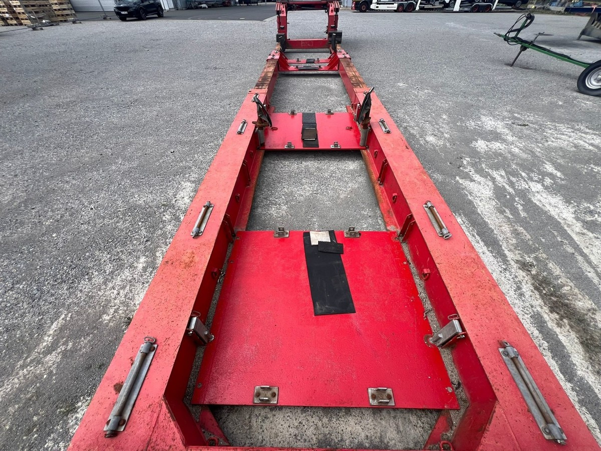 FAYMONVILLE STBZ - 2WAA Megamax Yachttransport - Low loader semi-trailer: picture 5 FAYMONVILLE STBZ - 2WAA Megamax Yachttransport - Low loader semi-trailer: picture 5