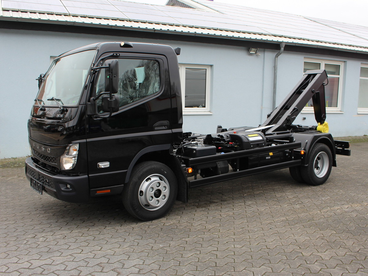 FUSO Canter FUSO 9C18 City Abrollkipper Hooklift Bla - Hook lift truck, Crane truck: picture 3 FUSO Canter FUSO 9C18 City Abrollkipper Hooklift Bla - Hook lift truck, Crane truck: picture 3