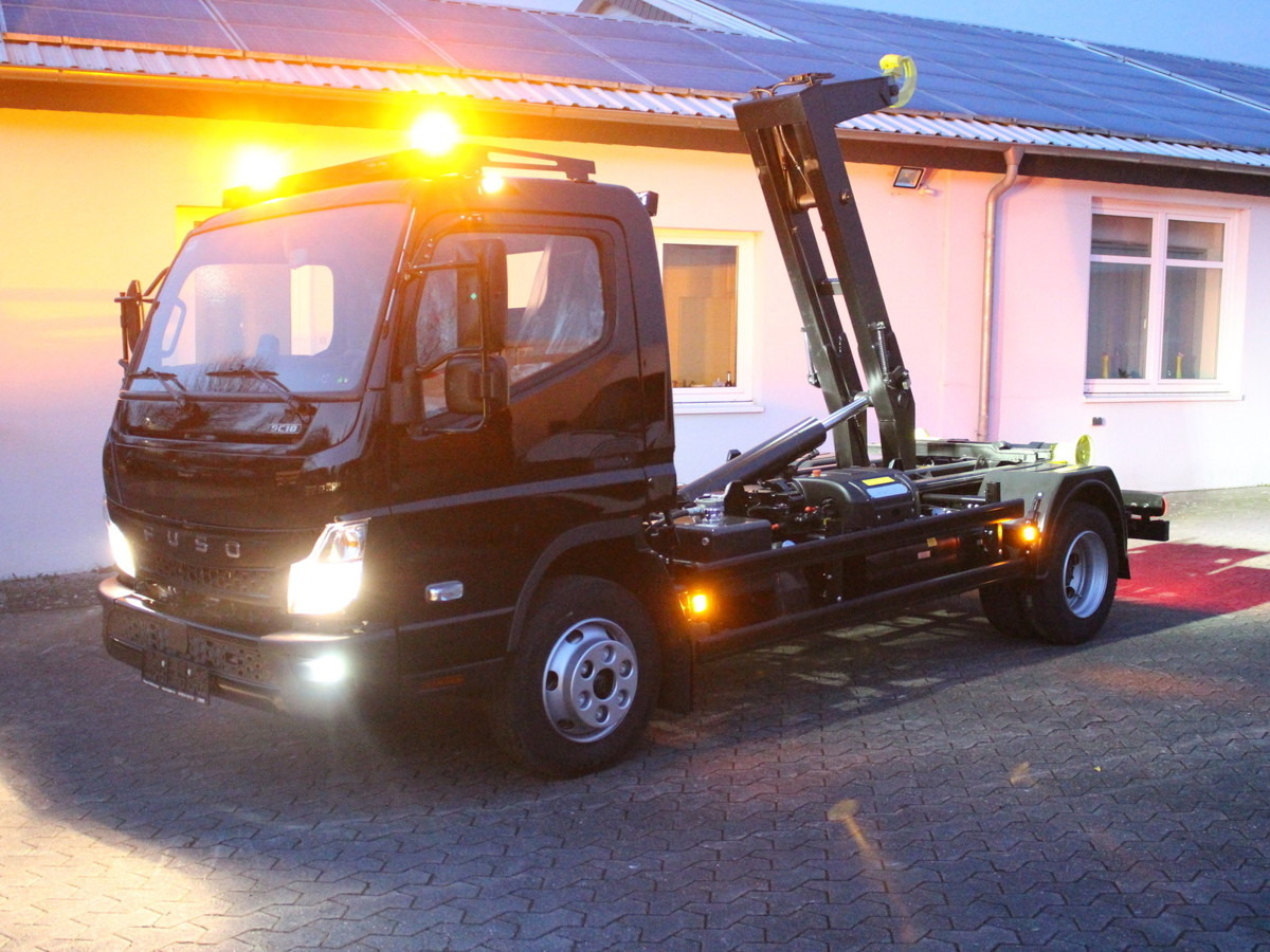 FUSO Canter FUSO 9C18 Duonic City Abrollkipper Black - Hook lift truck, Crane truck: picture 2 FUSO Canter FUSO 9C18 Duonic City Abrollkipper Black - Hook lift truck, Crane truck: picture 2