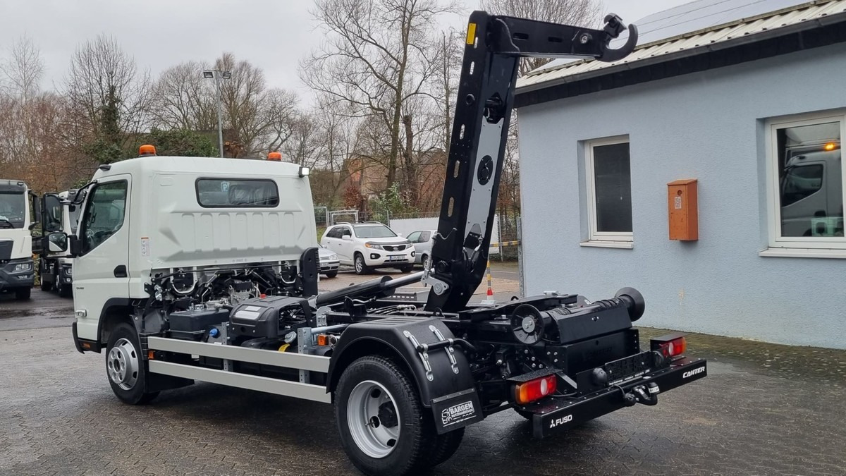 FUSO Canter FUSO 9C18 Duonic City Abrollkipper - Hook lift truck: picture 2 FUSO Canter FUSO 9C18 Duonic City Abrollkipper - Hook lift truck: picture 2