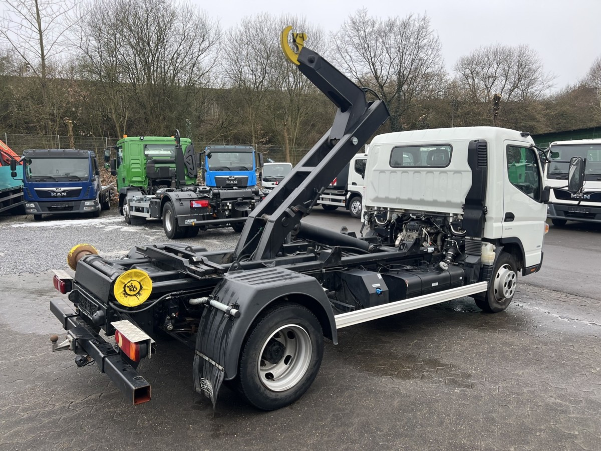 FUSO Fuso Canter 7C18 City Abrollkipper AHK Hooklift - Hook lift truck: picture 2 FUSO Fuso Canter 7C18 City Abrollkipper AHK Hooklift - Hook lift truck: picture 2