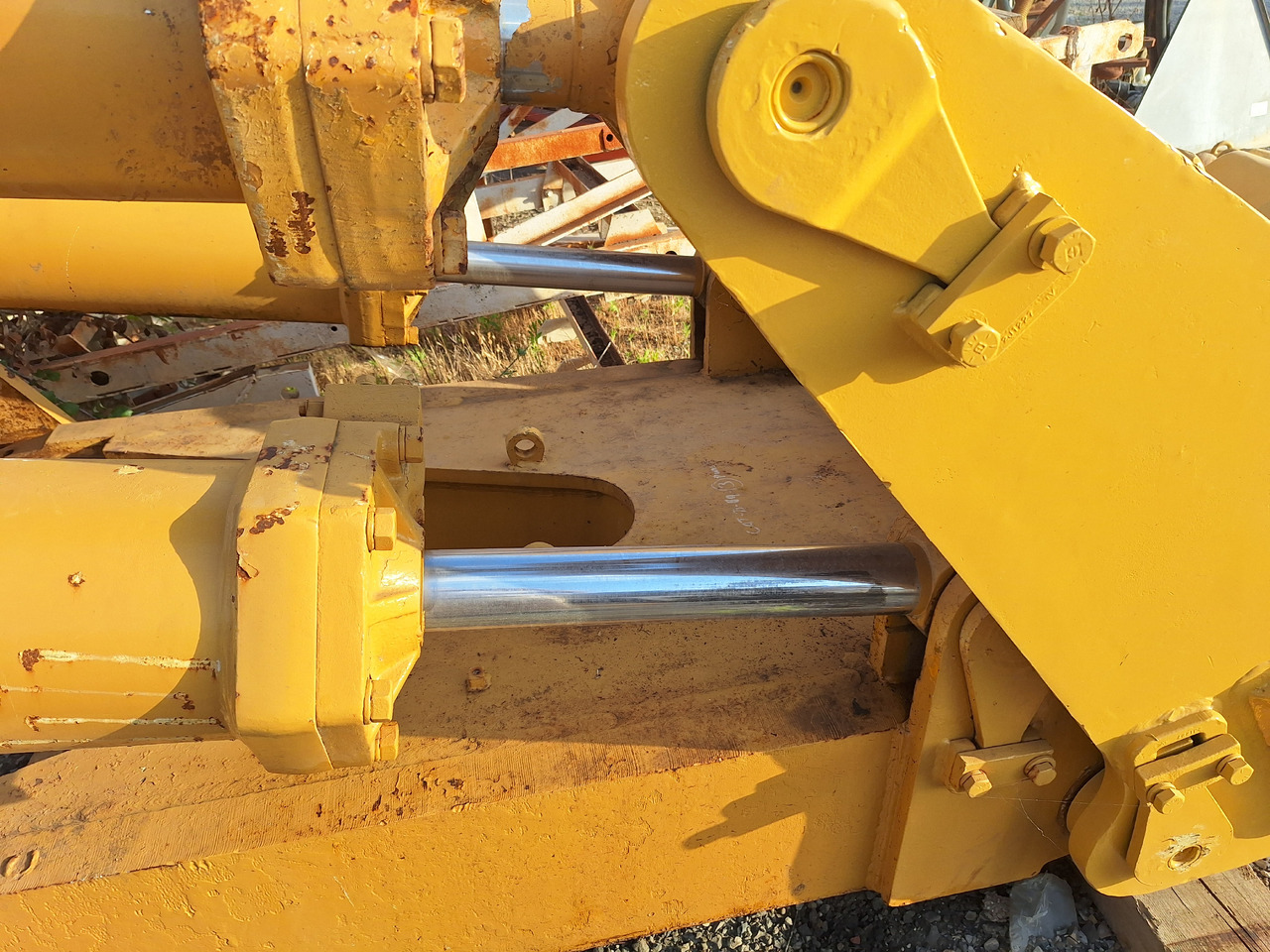 CATERPILLAR D9G-H - Ripper for Bulldozer: picture 4 CATERPILLAR D9G-H - Ripper for Bulldozer: picture 4