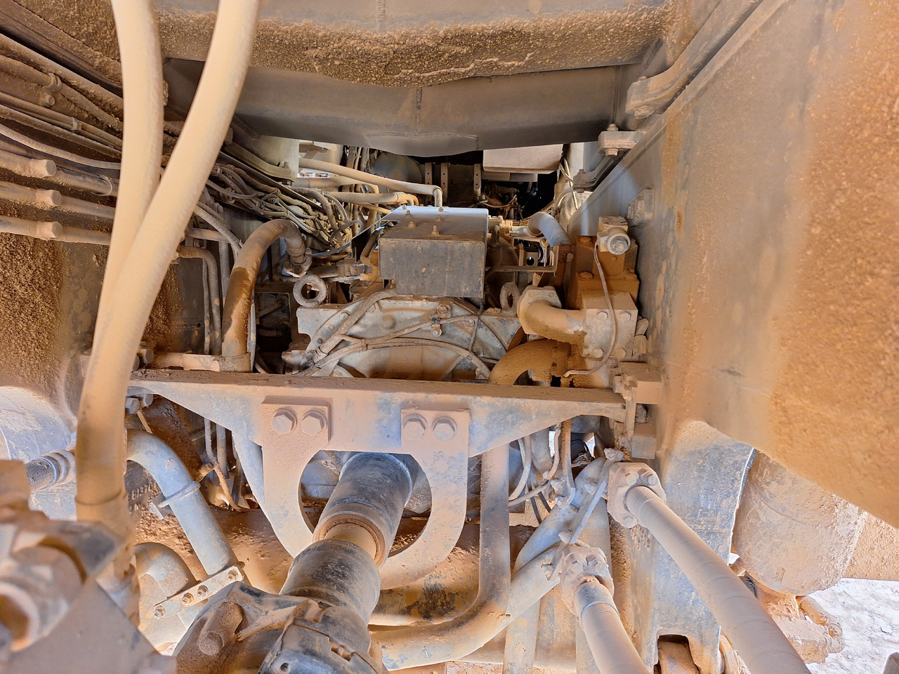 KOMATSU HD605 7-EO leasing KOMATSU HD605 7-EO: picture 13