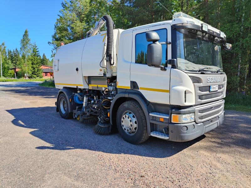 Beam JB VT800 / Scania P230 - Road sweeper: picture 1 Beam JB VT800 / Scania P230 - Road sweeper: picture 1